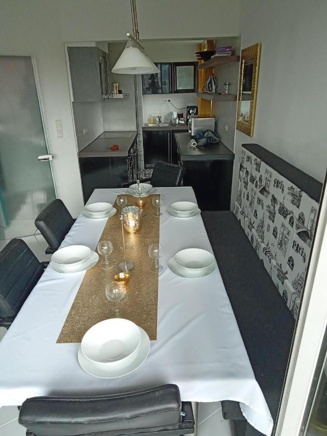 Liege Centre Mediacite Appartement Possible Parking Terrasse Immense 8Eme Pour 2 Personnes المظهر الخارجي الصورة